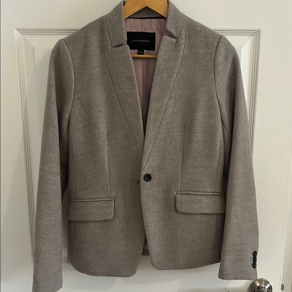 Banana Republic Elegant Tan Blazer